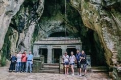 PRIVATE TOUR AT MARBLE MOUNTAIN AND MONKEY MOUNTAIN IN DA NANG