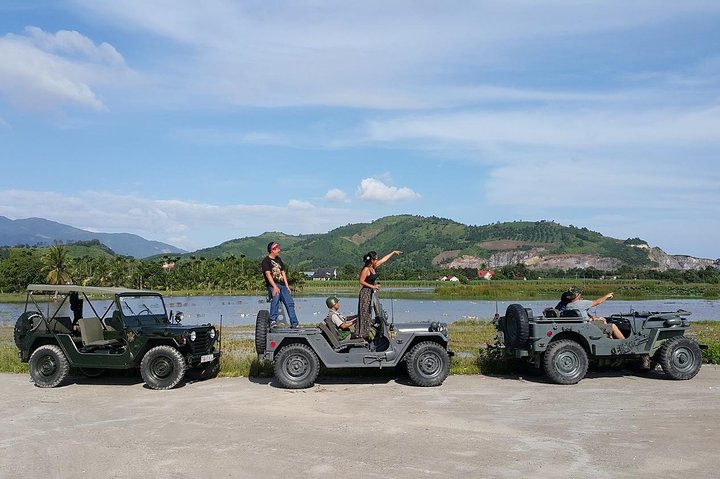 COUNTRY JEEP TOUR