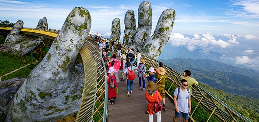 CHAN MAY PORT TO GOLDEN BRIGE (BA NA HILLS)