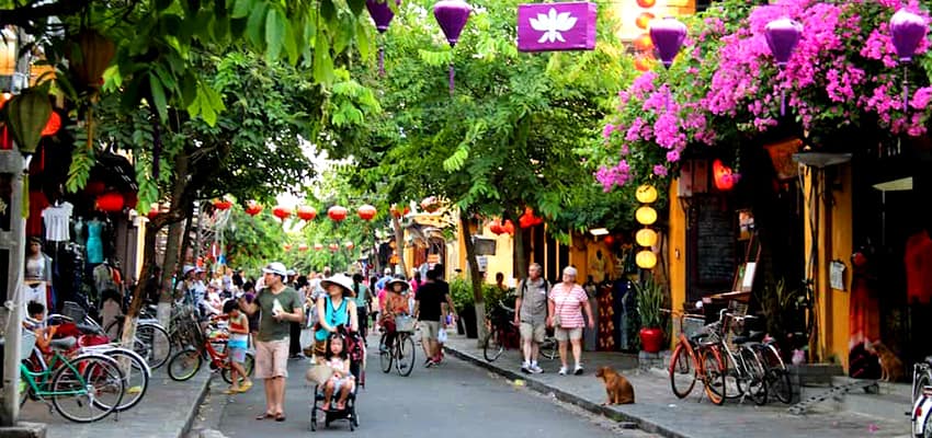 EXPLORE HOI AN ANCIENT TOWN FROM TIEN SA PORT - FULL DAY TOUR