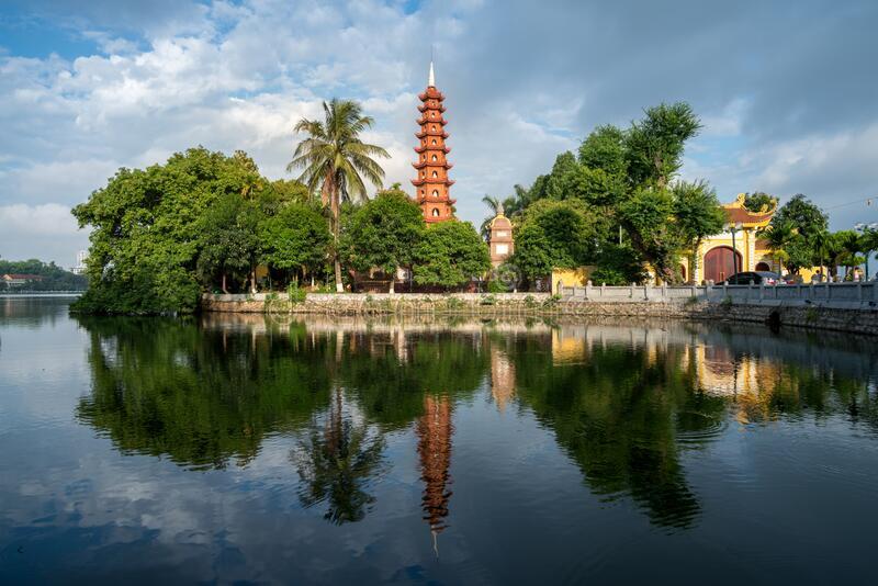 TTVPK1025 - 6 DAYS VIETNAM FROM HANOI - HALONG BAY - SAIGON