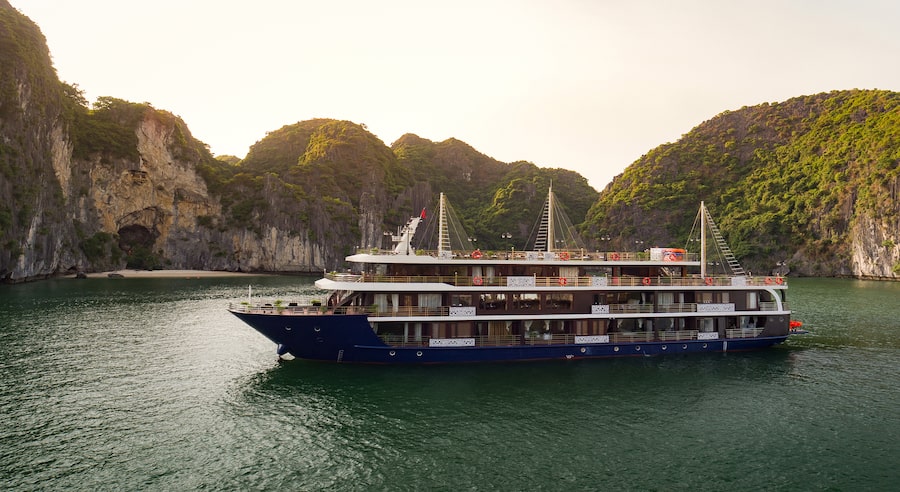 La Pandora Cruise 2 Days/1 Night