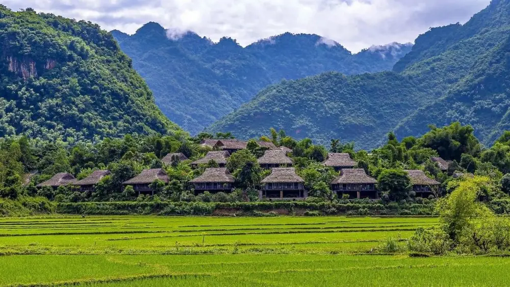 Mai Chau Day Tour (Ban Lac - Pom Coong Villages)