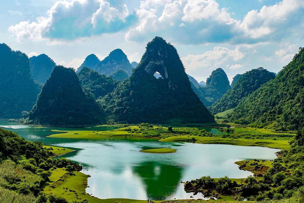 Ha Giang Loop - Cao Bang - Ban Gioc Waterfall 5 Days Tour