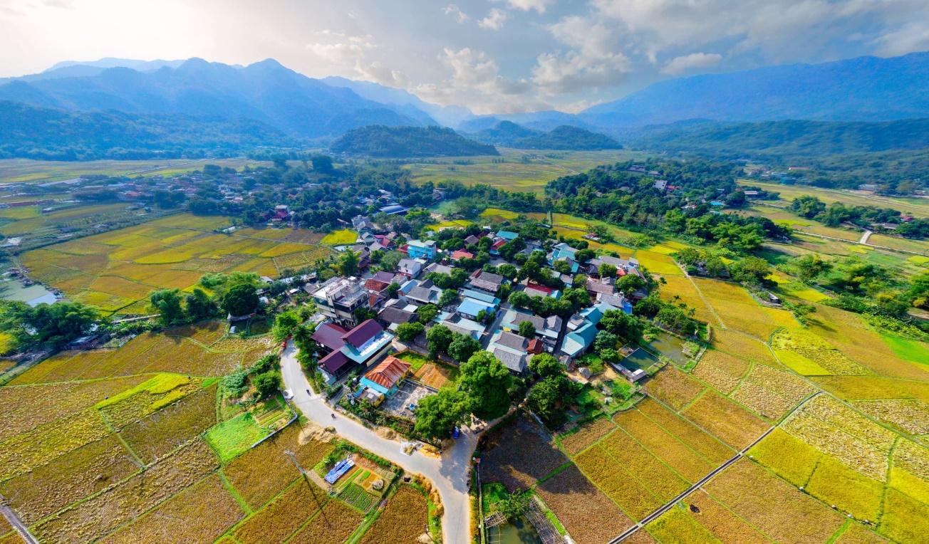 Ha Noi - Mai Chau - Ninh Binh - Halong Bay Package Tours 6 Days 5 Nights