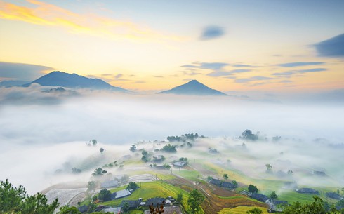 Sapa Tour By Bus 2 Days 1 Night Homestay in Sapa