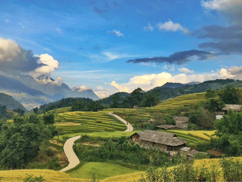 Sapa Tour By Bus 3 Days 2 Nights - Sleep in Hotel (Option 2)